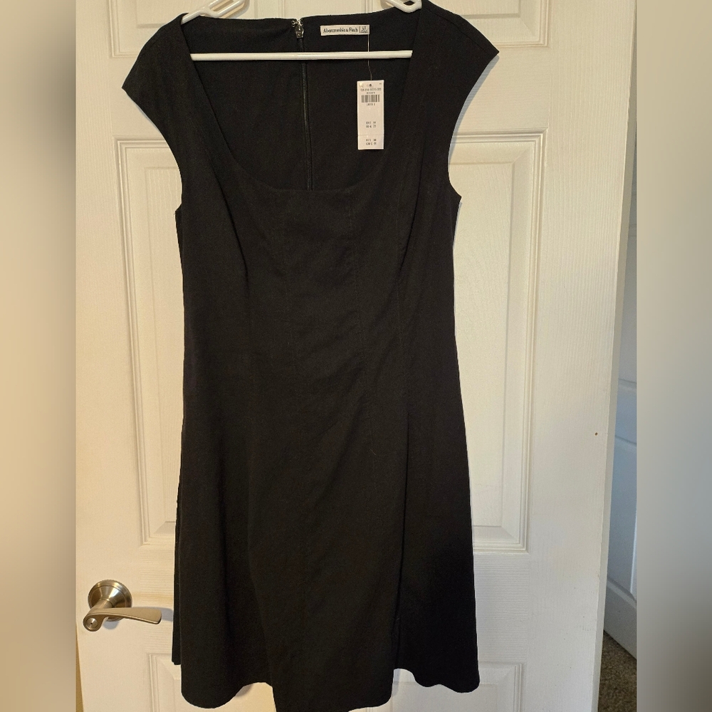 NWT ABERCROMBIE & FITCH BLACK MILA CAP SLEEVE SCOOP NECK DRESS, SIZE LARGE TALL